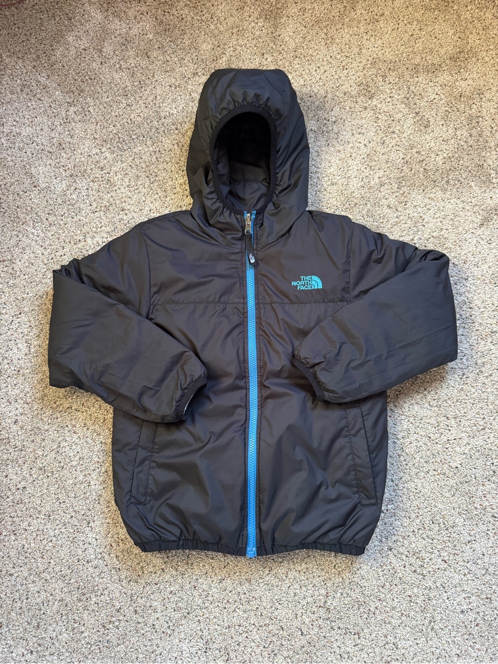 The North Face Boys black puffer jacket reversible/interchangeable Size S 7/8